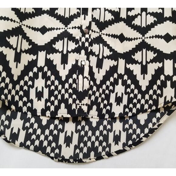 Timing Women's Tribal Geometric Beige Black Dress Button Up Roll Tab Slv Size L - Picture 6 of 8